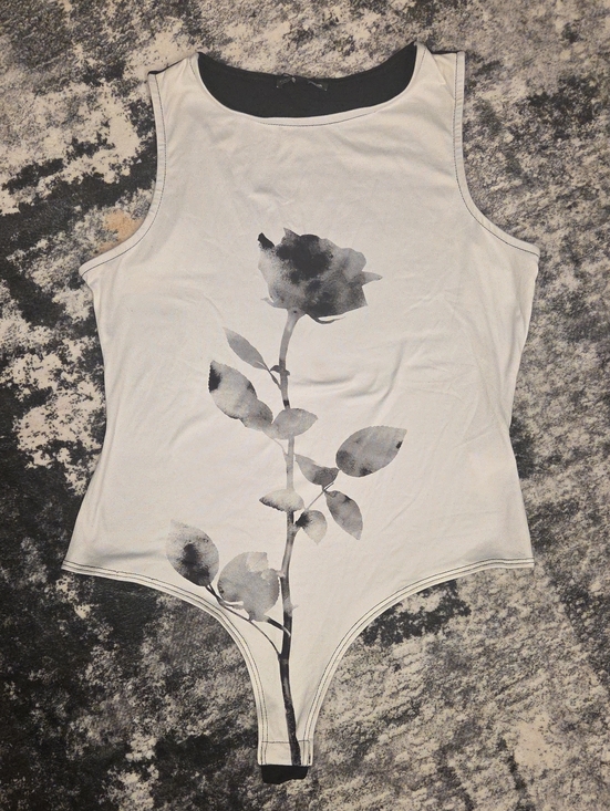 Fashion Nova Tops - Fashion Nova Seasonal Blooms Bodysuit Black White Floral Size XL NWT